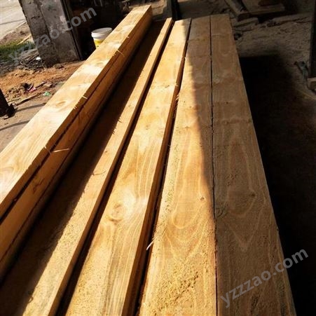 木方加工厂 呈果木业 长期供应3x8建筑方木