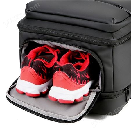 新款扩容防水大容量行李背包男士17寸电脑包商务旅行双肩包男