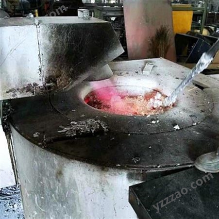 同创天然气蓄热式石墨坩埚炉 压铸机边燃气化铝炉 火焰熔铝反射炉