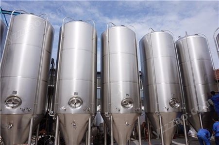 不锈钢啤酒发酵设备 精酿酿造生产线 发酵罐 明博