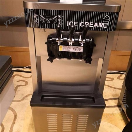 东贝DF7218冰淇淋机立式三头三色商用冰淇淋机