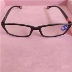 厂家出售 防蓝光老花镜 小巧玲珑 方便携带 阅读眼镜采购 款式齐全