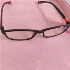 廠家 綠色 眼鏡 小巧玲瓏 方便攜帶 閱讀眼鏡采購 款式齊全