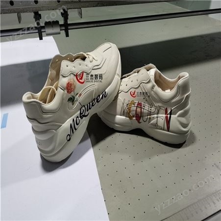 高落差鞋子喷绘uv打印机 个性化定制运动帆布鞋数码印花打印机