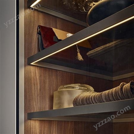 雅赫软装 家具实木衣柜 尺寸可定制 一站式服务设计橱柜